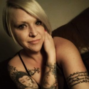 Meet your Posher, Crystal